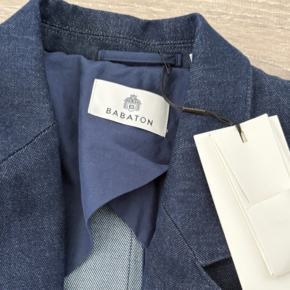 Brand new Aritzia Dark Blue Blazer - Picture 4 of 6